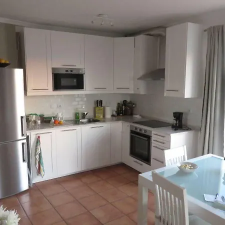 Sweden - Floor One Bedroom With Sea Views - Rs דירה *